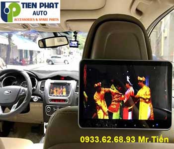 màn hình gối đầu cho xe camry